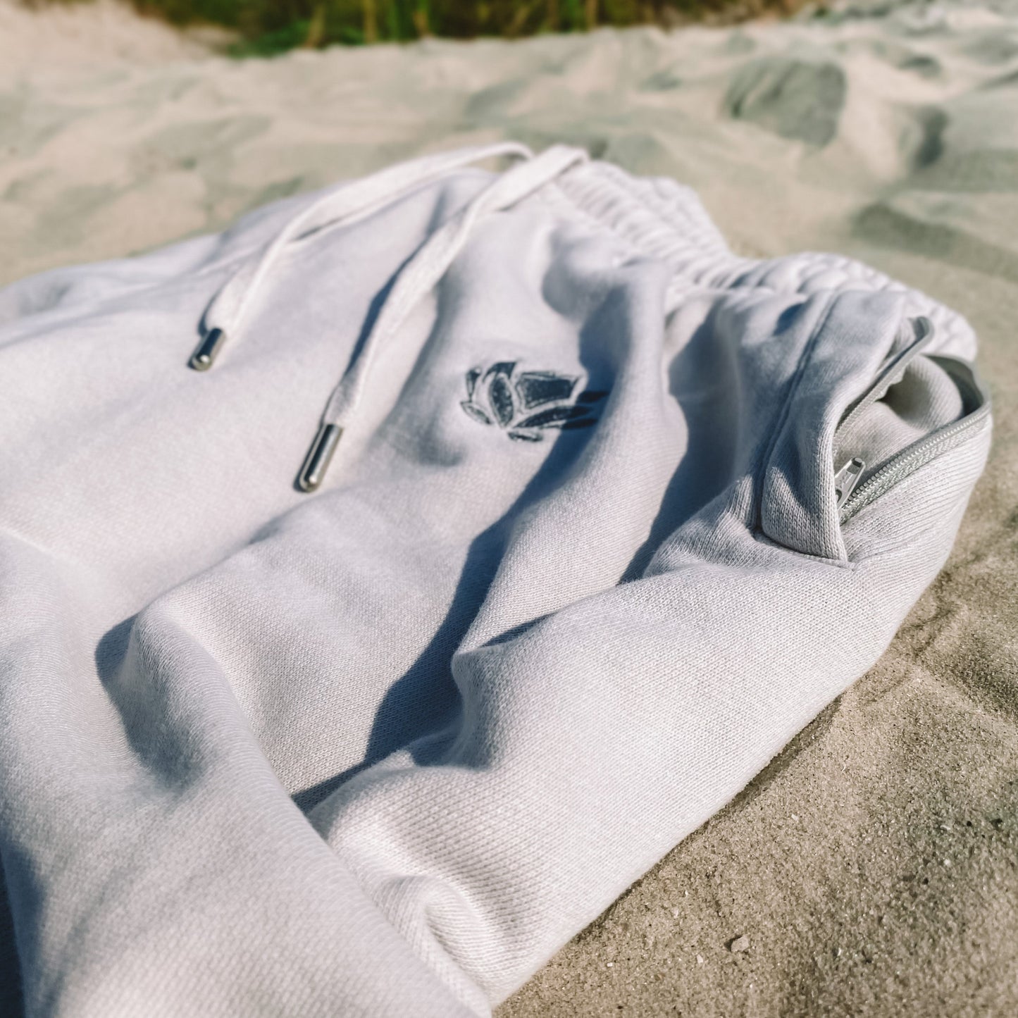 Surf Lotus Sweatpant