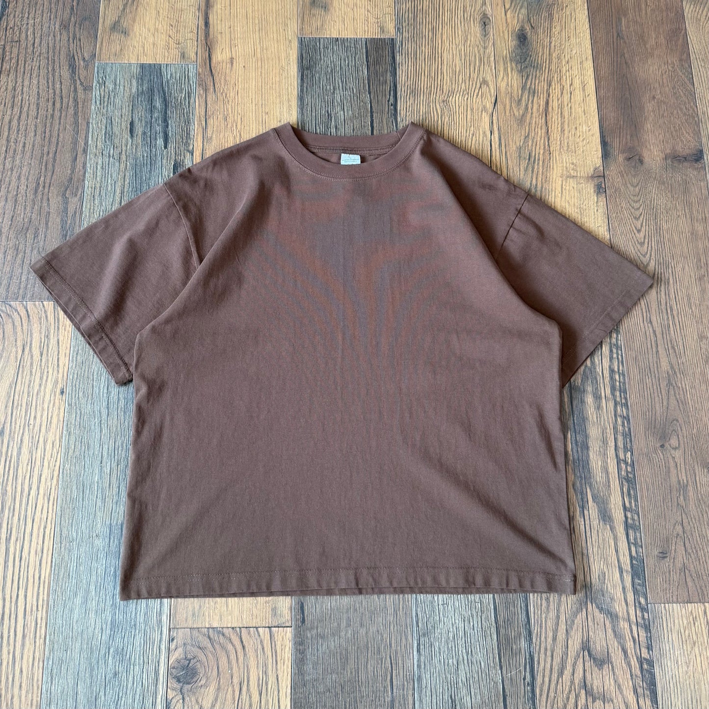 Cropped Brown Tee