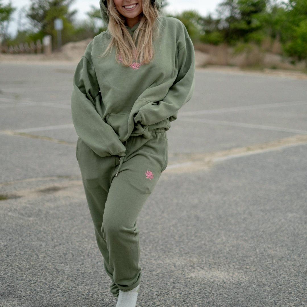 Surf Lotus Sweatpant