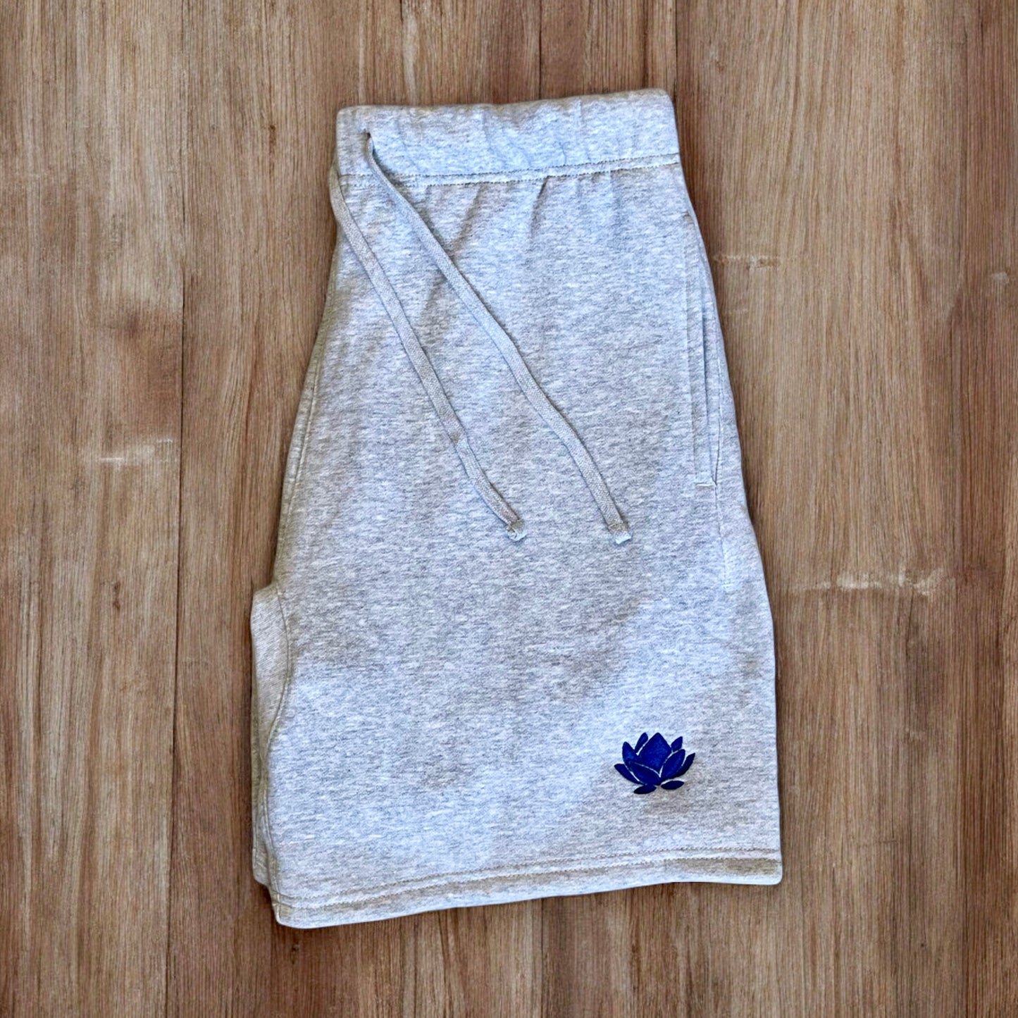 Surf Lotus Sweatshort